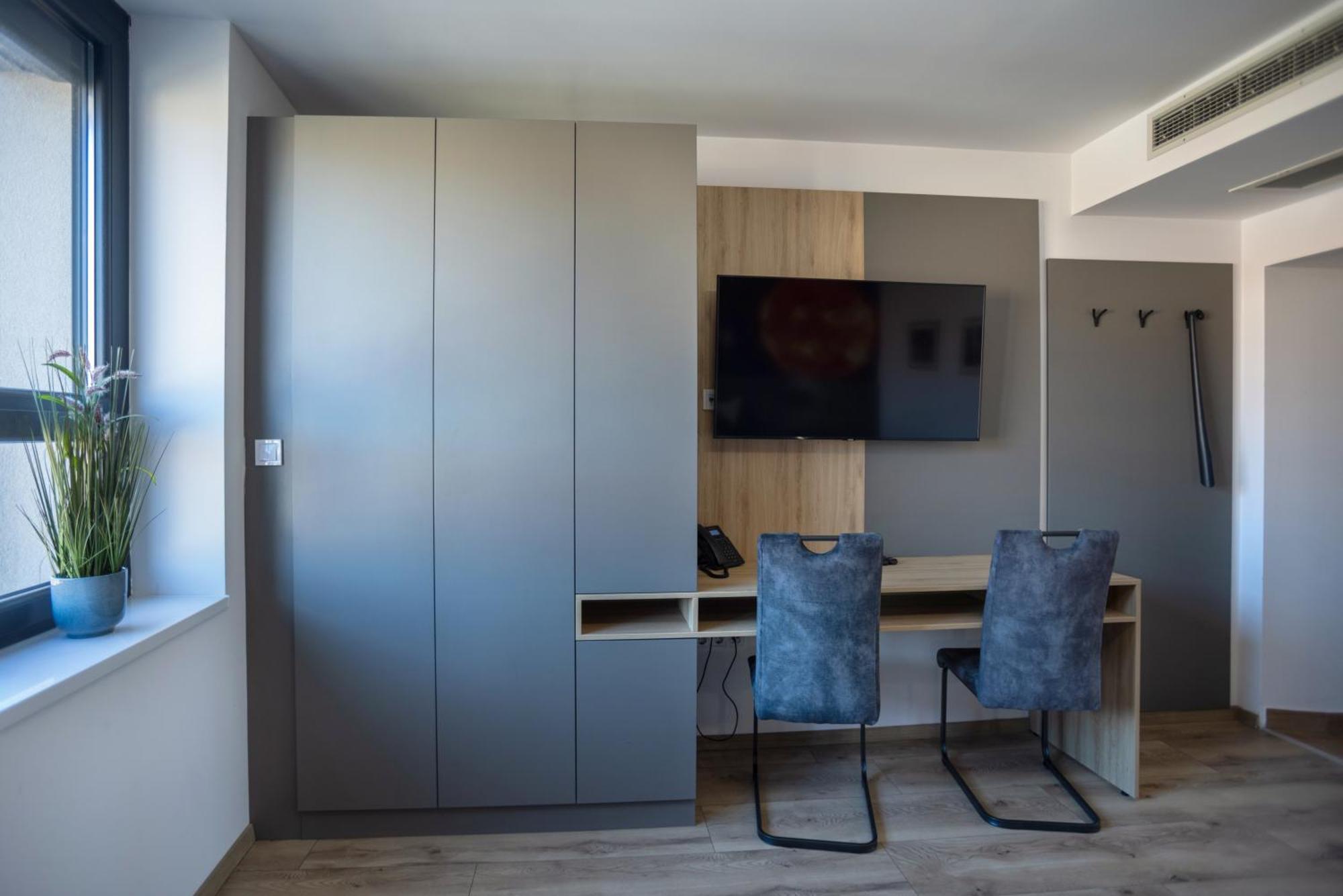 R73 Residences Pecs Exterior photo